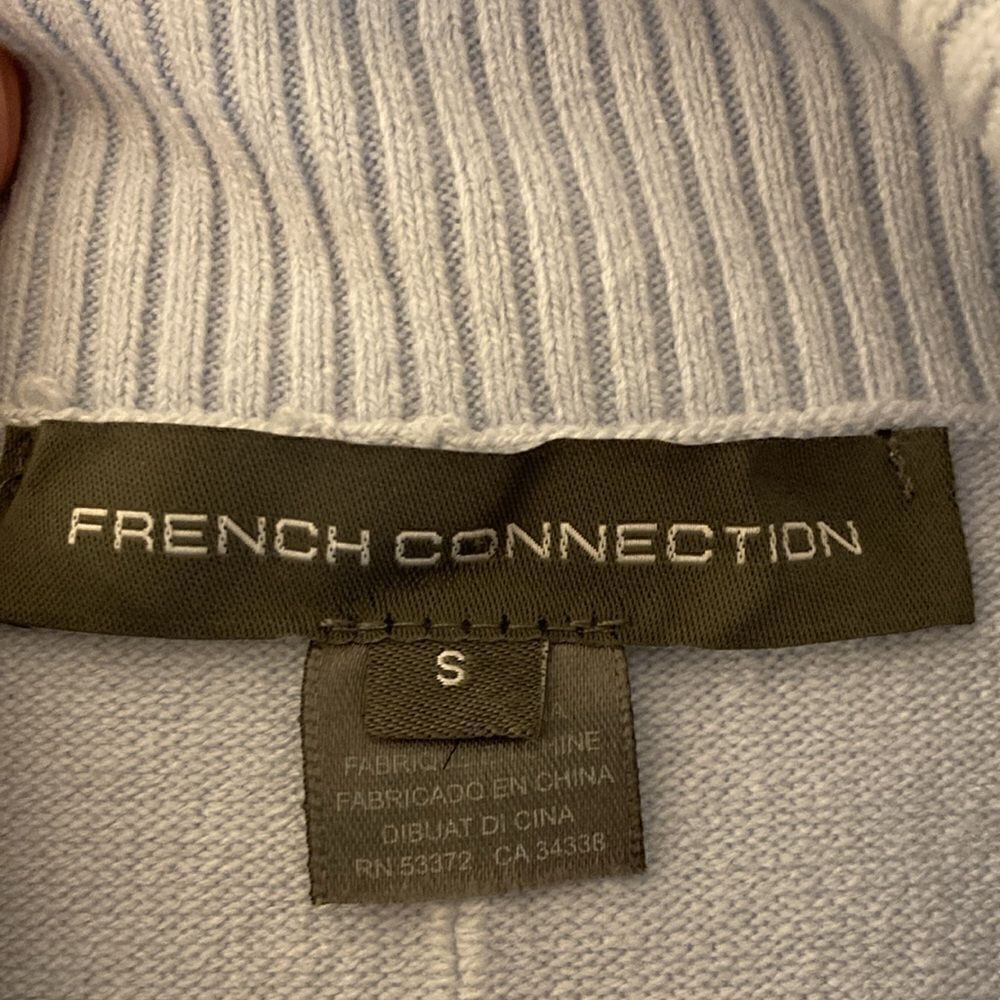 French Connection Oversized Size Small Woman’s Tunic Sweater in Powder Blue. - Picture 7 of 8